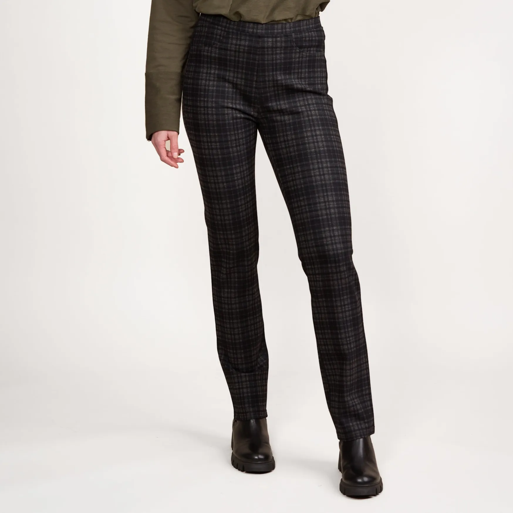 234  Vassalli Slim Leg Full Length Printed Ponti Pull On Pant -Bennett