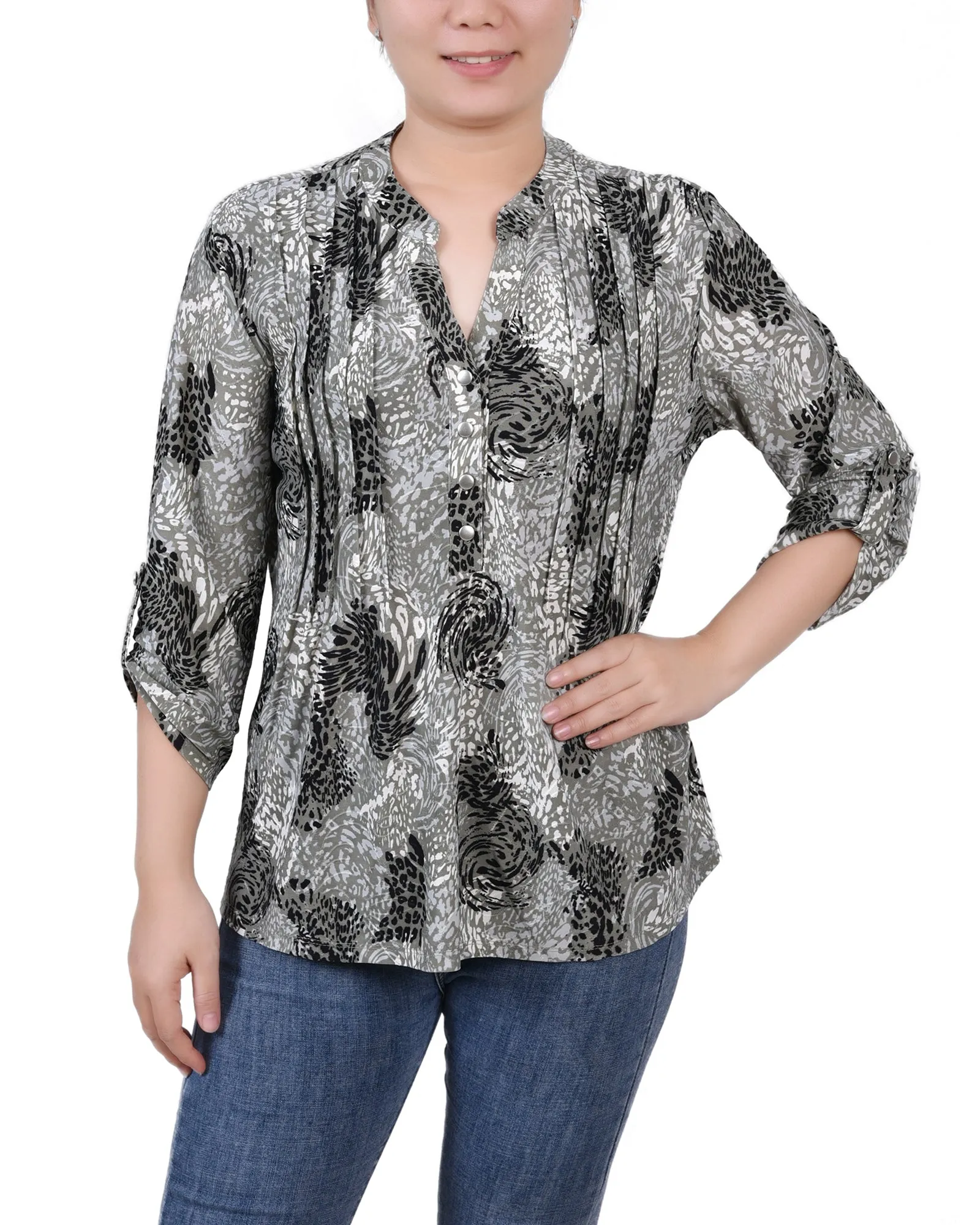 Petite 3/4 Sleeve Roll Tab Y Neck Pullover Top