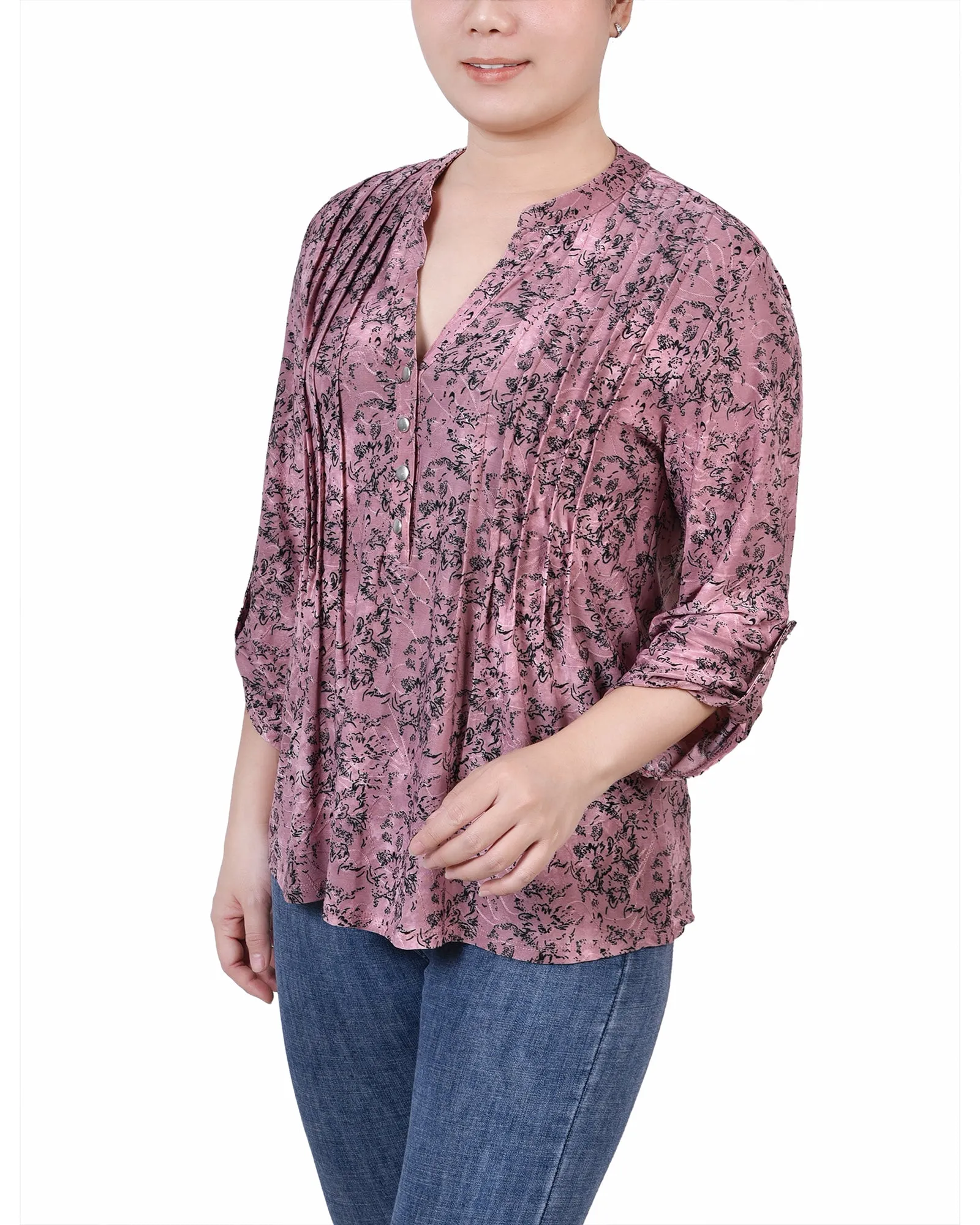 Petite 3/4 Sleeve Roll Tab Y Neck Pullover Top