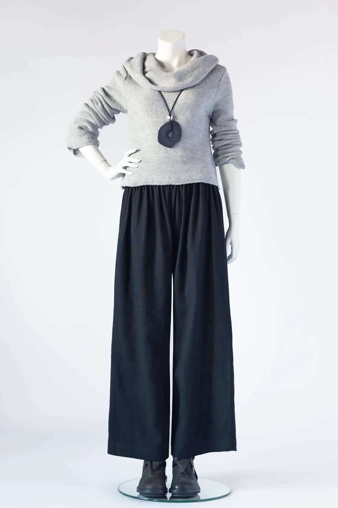 Short Cowl Top in Light Grey Aspen