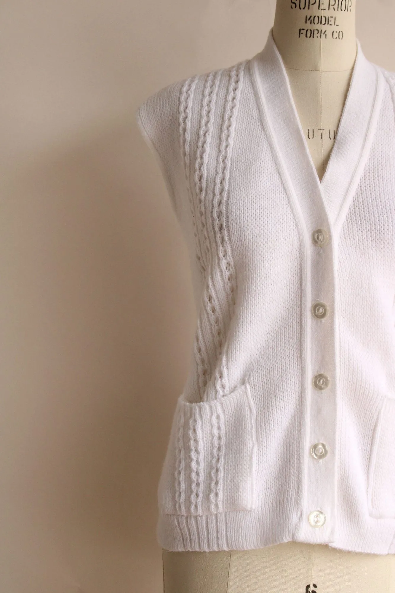 Vintage 1980s White Sweater Vest with Pockets