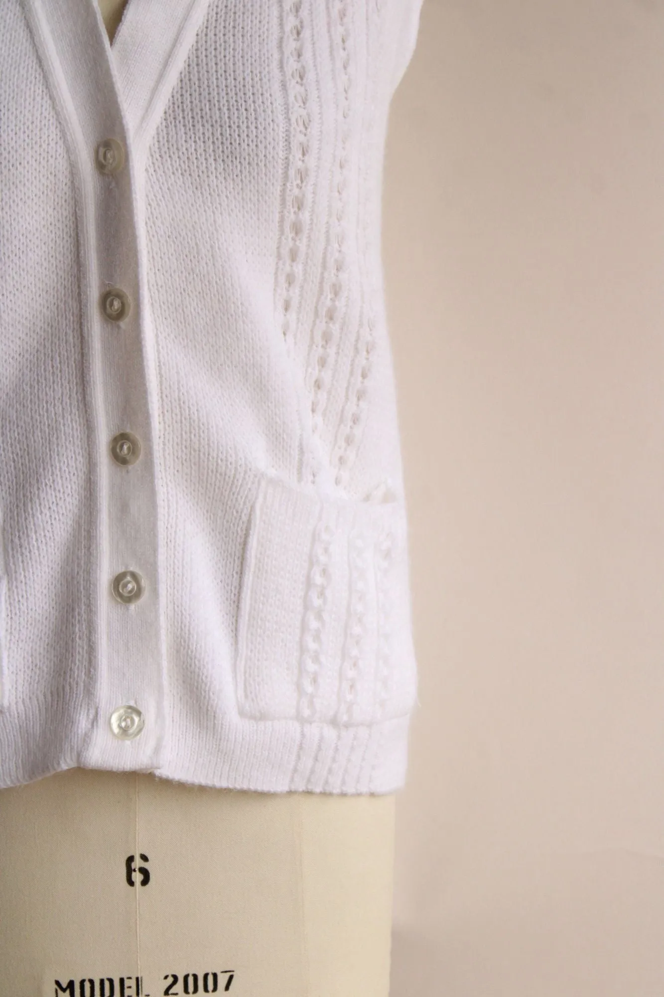 Vintage 1980s White Sweater Vest with Pockets